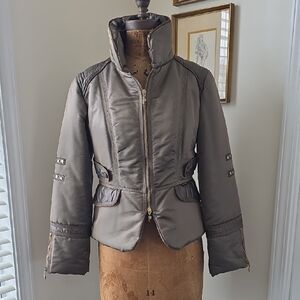 Stylish Women's Gray Puffer Jacket